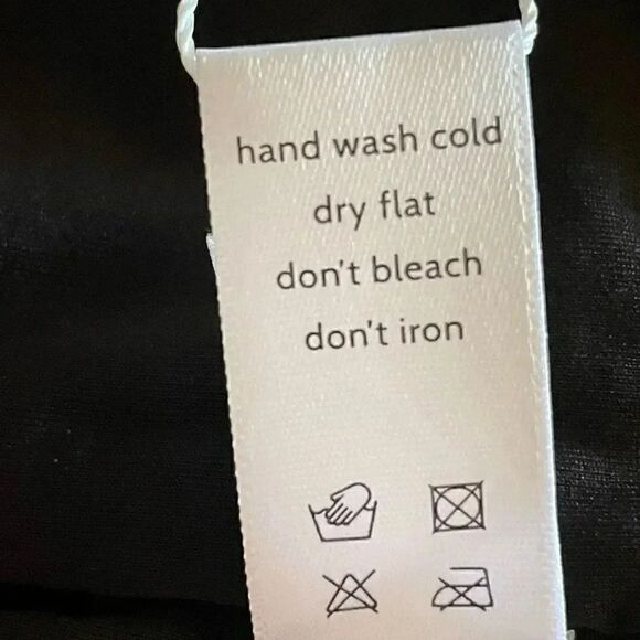 Andie Swim The Rio Top
Black Removable Straps Padded  Side Boning SZ L #1450 - Picture 9 of 11